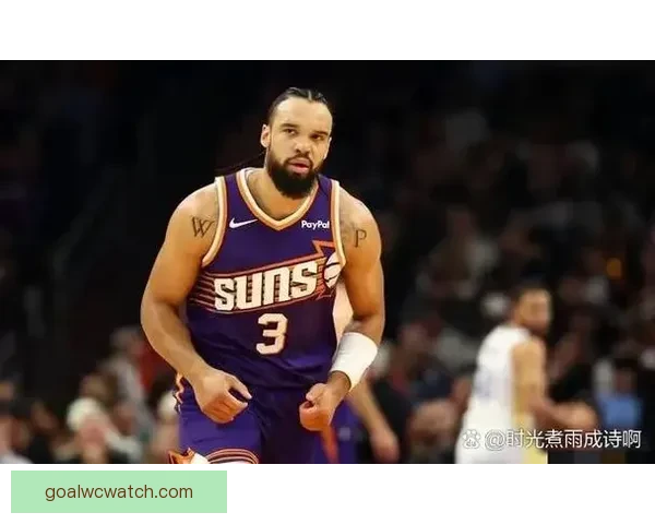 施罗德飞踹克莱尔引发争议 被判一级恶意犯规遭裁判严厉处罚